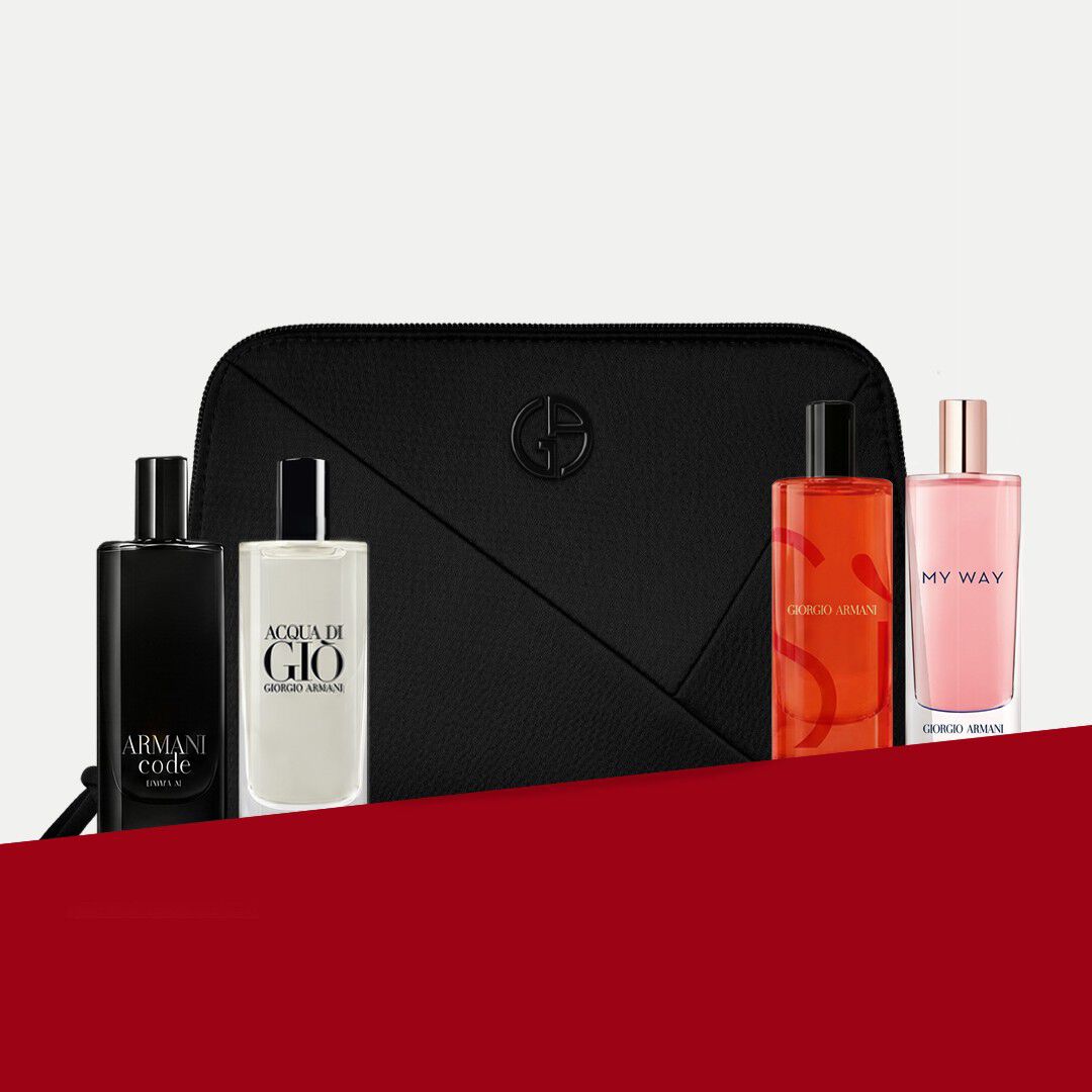 Un duo exquisito de iconos de Armani, las fragancias Si y My Way, junto a un elegante neceser negro de textura couture. Una celebracion del arte de regalar de la Maison, que une elegancia eterna y sofisticacion moderna.