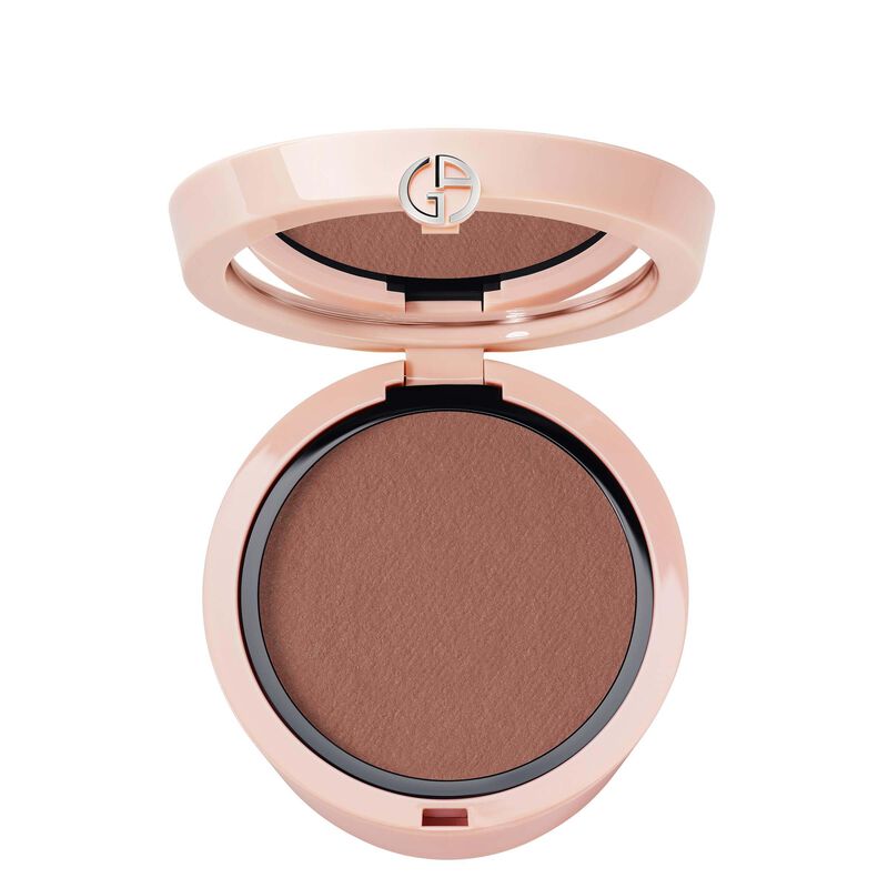NEO NUDE MELTING COLOR BALM Un bálsamo con color suave, difuminable y multifuncional para mejillas y ojos con un acabado mate natural. 20