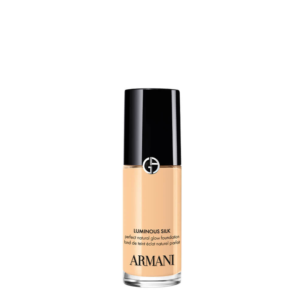 Armani - LUMINOUS SILK FOUNDATION