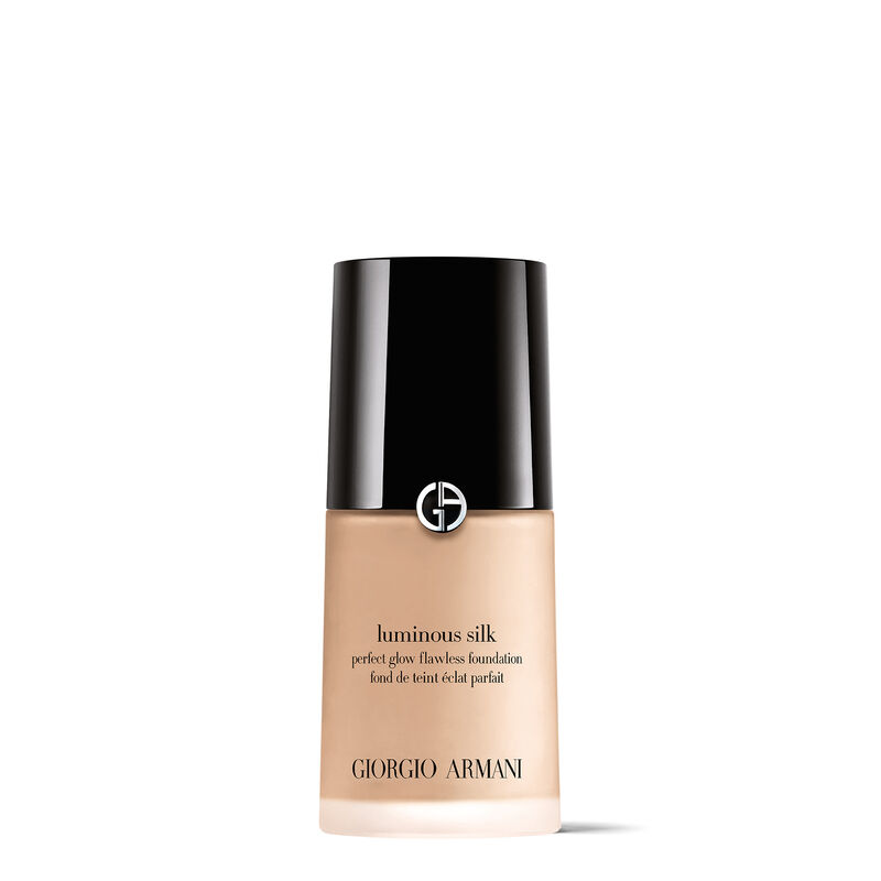 Base de maquillaje Luminous Silk - tez | Armani beauty