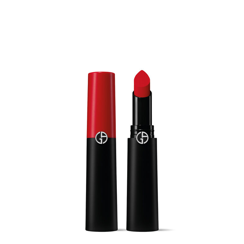 LIP POWER MATTE El nuevo color de labios mate y vibrante de crema a polvo. 400 Four